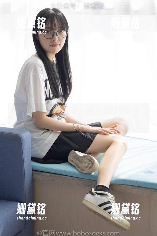 BoBoSocks袜啵啵-芝士 BoBoSocks袜啵啵 - 图片里的油亮黑,芝士你这是要把我晃晕吗!
