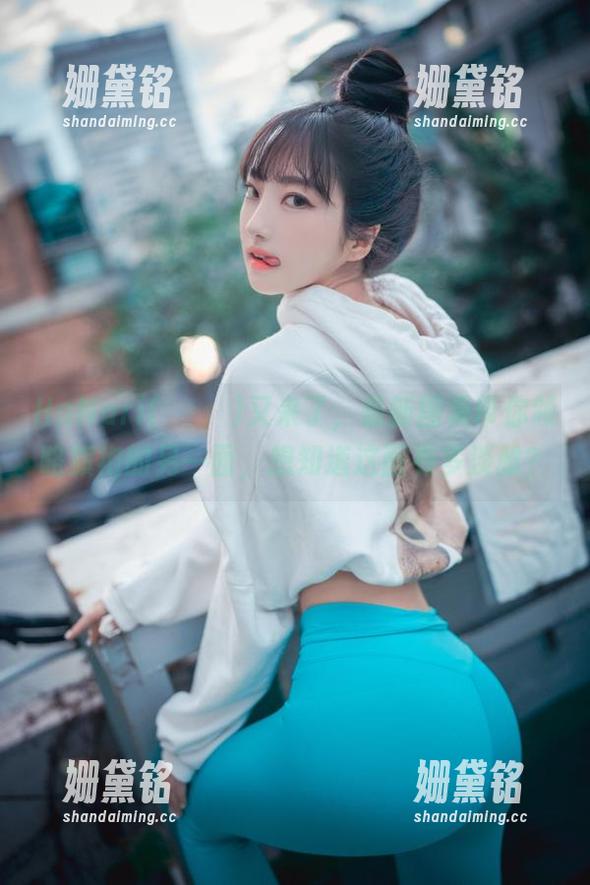 HaNari(하나리)又来了，最新图集带你领略旗袍的另一面，想知道这面有多淡雅？