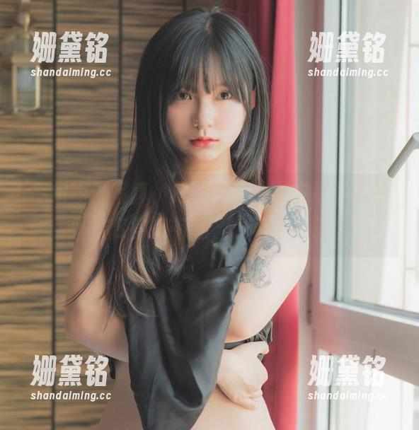 一组瑜伽写真，Hizzy(히지)在背景下的风景变得好有趣，少不了的细节