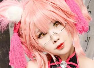 “ScathachSantaBunnyGirl”：KaYa萱的写真集精选，这一波反转会把你盘得飞起。