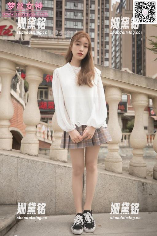MSLASS梦丝女神-张灵儿 MSLASS梦丝女神 - 如果买张灵儿的白裙图册真的能吃到免费午餐,那周末我去排队!