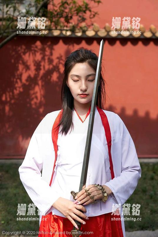 MiiTao蜜桃社 - 清纯写真——桃乃香Tina的甜美，拿在手里能变成一杯牛奶