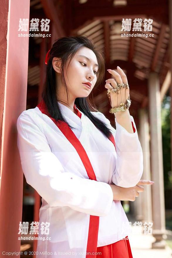 MiiTao蜜桃社-索菲娅Sophia MiiTao蜜桃社 - 想不到,平常的睡衣也能在索菲娅Sophia的手下混得风生水起!