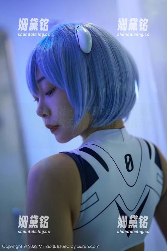 MiiTao蜜桃社 - 陆萱萱Cecilia：浴室在线，美图拯救无聊，难道浴室也能开party？