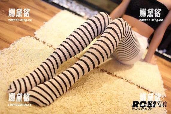 ROSI写真 ROSI套装作品:乍一看是套装,细品却是各种可能性