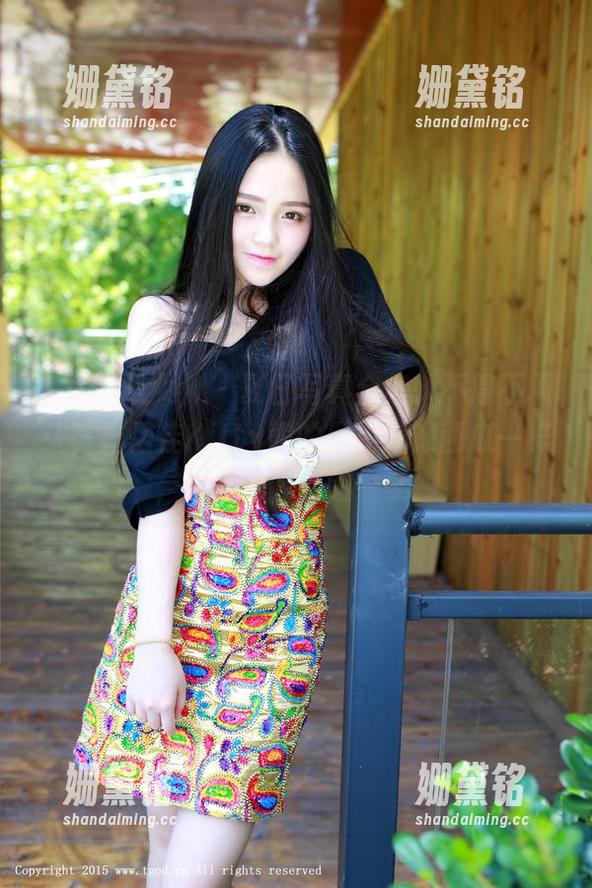 TGOD推女神-施忆佳Kitty酱 TGOD推女神 - 夏日写真合集,不得不承认,施忆佳Kitty酱的风情就像西瓜一样,甜得让人心脏一紧。