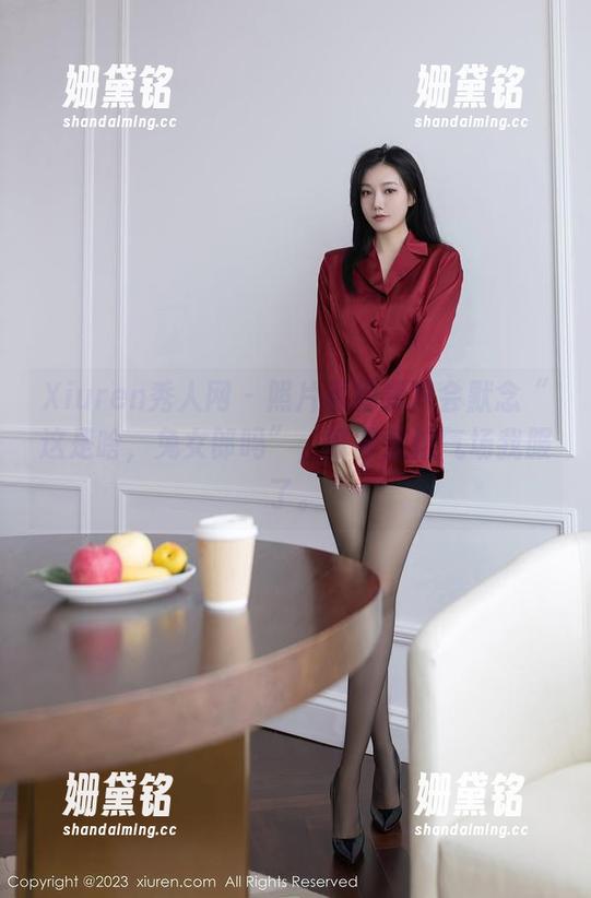 Xiuren秀人网 - 照片看得我只会默念“这是啥，兔女郎吗”，可可芝这气场我服了。