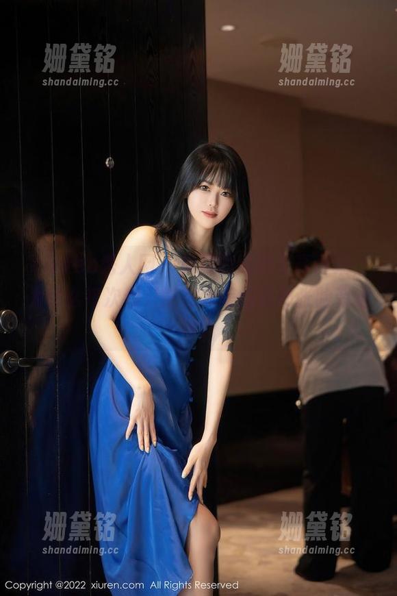 Xiuren秀人网-大美媚京 Xiuren秀人网 - 冤屈的婚纱写真合集,为什么每次都只能在大美媚京那张脸旁边呢?