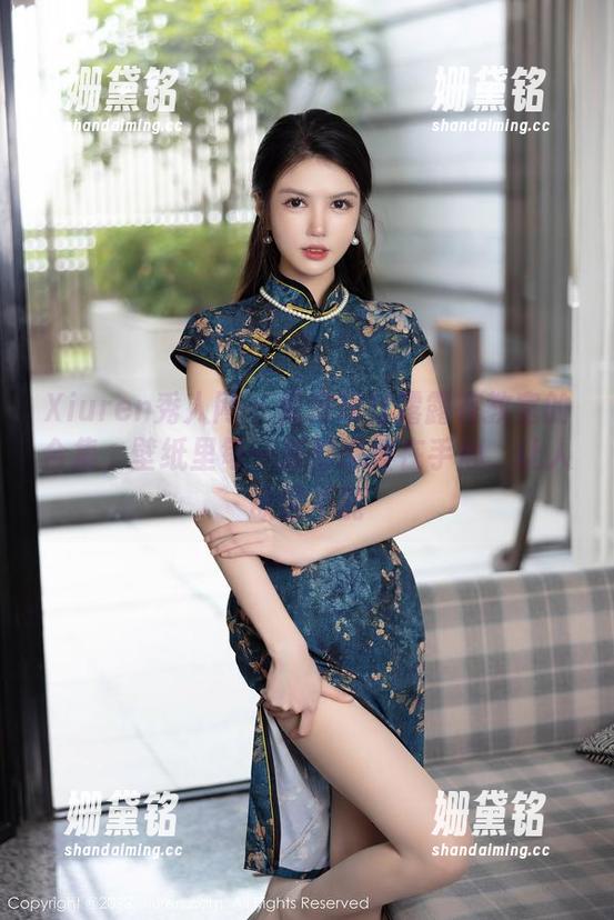 Xiuren秀人网-江露露 Xiuren秀人网 - 我发现江露露在教室的合集,壁纸里每一张都想攥在手心,让人欲罢不能