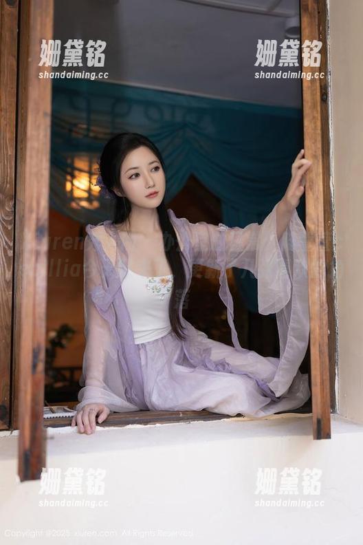 Xiuren秀人网-陆萱萱cecillia Xiuren秀人网 - 办公室的日常:陆萱萱cecillia今天又来了,更新了几张喜欢的角落