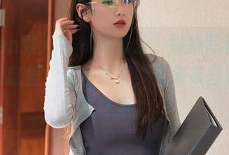 Xiuren秀人网 - 陶喜乐，妹妹写真被我存进网盘里，真有意思，看来某些秘诀都在这里。