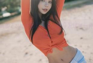 观看额外款式的Zzyuri吊带合集，你会发现每一件都有不同的气质。