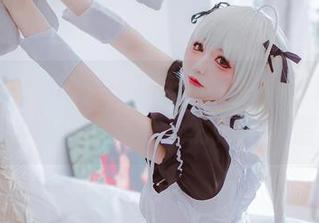 意外之美:coser衣衣的定制图片展,40原猫娘和黄豆粉竟然如此和谐?
