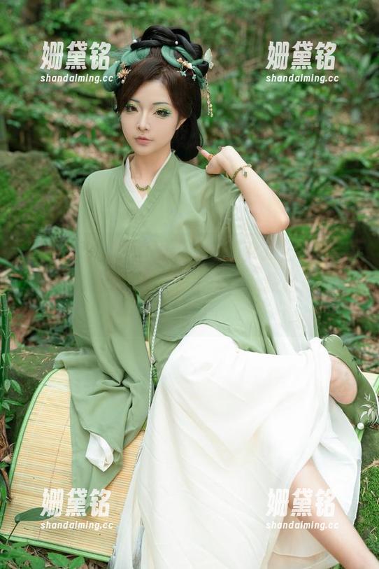 图集：yuuhui玉汇带来的女孩们，每一张都像是对我说‘别太认真，轻松点吧’！