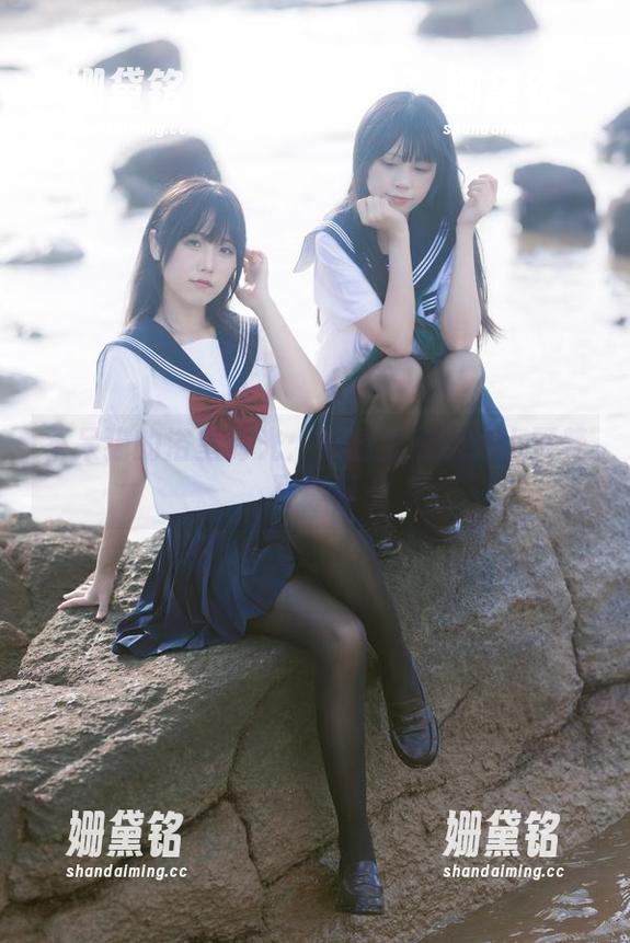 不呆猫 不呆猫的浴室时光:原图里隐藏的小噩梦写真集