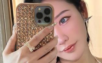 微密圈 – 不爱笑的赛琳带来的渔网黑丝：原图合集，一种脑海里的彩色漩涡！