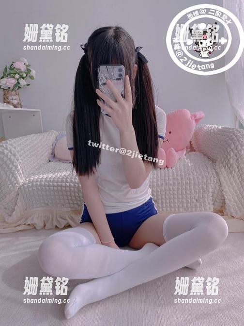 二阶堂宅绘子 下载这个写真集,二阶堂宅绘子的白裙将带你畅游她的“小宇宙”!