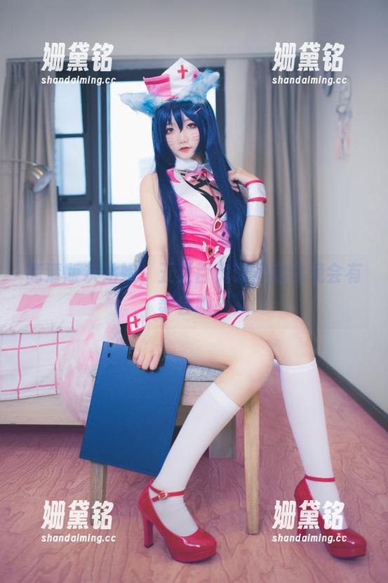高清版灰姑娘，五更百鬼说不定今晚会有舞会哦！