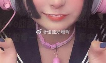 佳佳酱ovo的微博真有料，36套写真里的私拍每一套都想收入囊中！