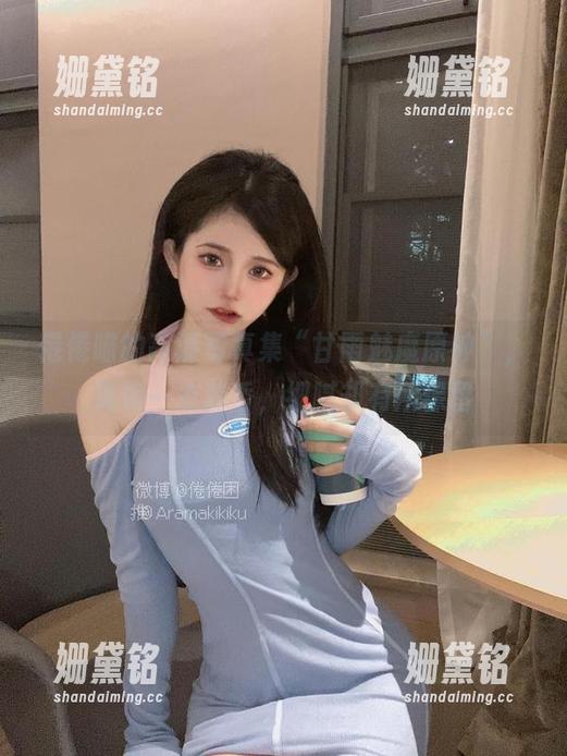 倦倦喵 倦倦喵的高清写真集“甘雨魅魔原神”,犹如一点清香,细腻却有所保留