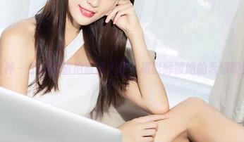 克拉女神 – 小芹的旅拍高清大作，摄影师被她的表情咬到啊！