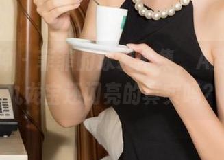 克拉女神 – 菲菲的泳装全集，A赞比机器九龙宝还闪亮的真实吗？
