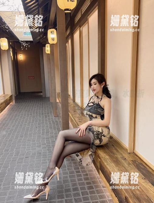 周妍希 微密圈 - 周妍希的浴室美人合集,水的折射下,姿态摇曳