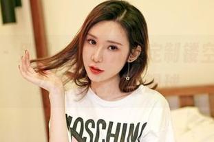 嗲囡囡 - 别问，陈媚儿的定制镂空写真怎么就那么抓人眼球
