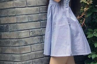 头条女神 – 作品献给我的好友：看幻雪儿短裙全集的时候，请务必系好安全带，不然会跌入彩色的漩涡！