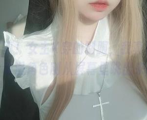 最新写真！女主K穿的制服，我真怀疑是哪个动漫角色刚从屏幕里跳出来的！