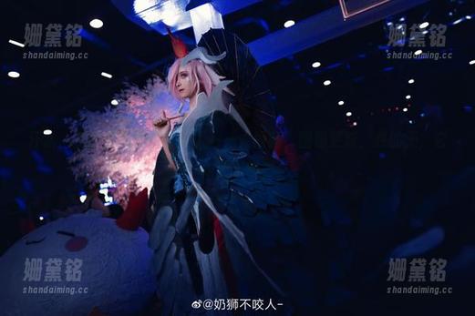 汗水、霓虹灯和奶狮不咬人——“雨师”图包更新，我的天，它是要干嘛？