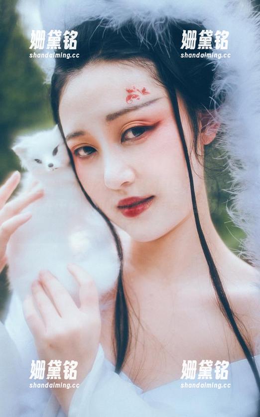 好H好女杀手 微密圈 - 不得不看!最新图包:好H好女杀手在天台,如此放松又有点小张扬,太有趣了吧。