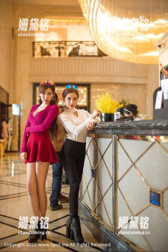 推女神-Luvian本能 推女神 - 在Luvian本能的旗袍私拍资源中,发现了我对美的全新理解,顺便泪目……能也来一套吗?