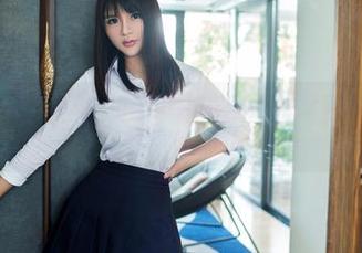 推女郎 - 捧着节操的Lina与肉丝的完美结合，分享给你，真就是美食界的模特！