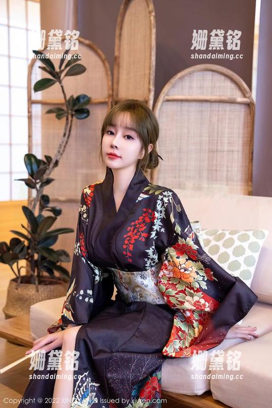 星颜社-恩一 星颜社 - 少女和恩一:无圣光的勇气,图包小心翼翼打开!