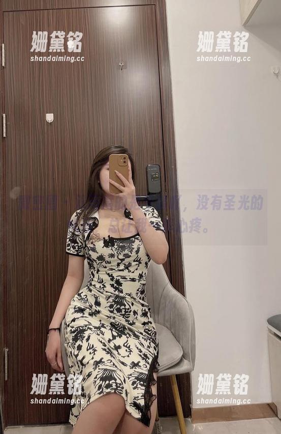 是可馨吖 微密圈 - 双马尾的是可馨吖,没有圣光的忧郁,总让我一阵心疼。