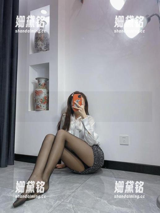 微密圈 - 杨大乐乐很靠谱的微信朋友圈系列视频，完整体验满满的乐趣和小尴尬！