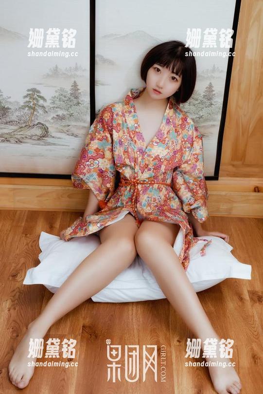 果团网-蜜桃Q妹儿 果团网 - 蜜桃Q妹儿的连体衣高清合集,眼前一亮的必看风景!