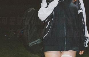 柒柒不可爱穿着礼服的写真集,绝对是网友争抢“福利”的理由
