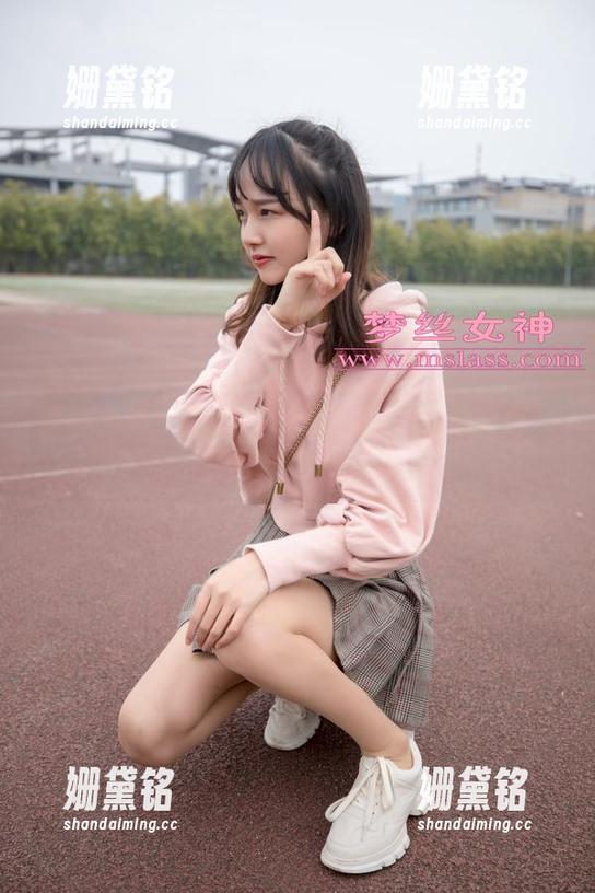 梦丝女神-香萱 梦丝女神 - 香萱牛仔裤美图:为她的每一个回眸疯狂点头