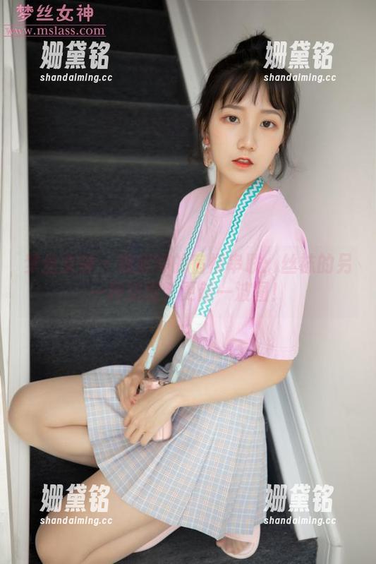 梦丝女神-魏婷婷 梦丝女神 - 魏婷婷的宿楼串联:丝袜的另一种彷徨,更新一波图!
