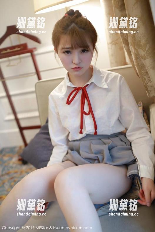 模范学院-柳侑绮Sevenbaby 模范学院 - 检查测验?不不不,柳侑绮Sevenbaby带来的高清校园图包才是真正的知识补充!