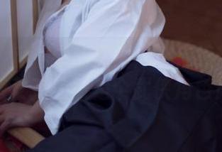 波萝社 - 私房中的原图:柳侑绮带来的剑道女孩俨然是个武侠角色!