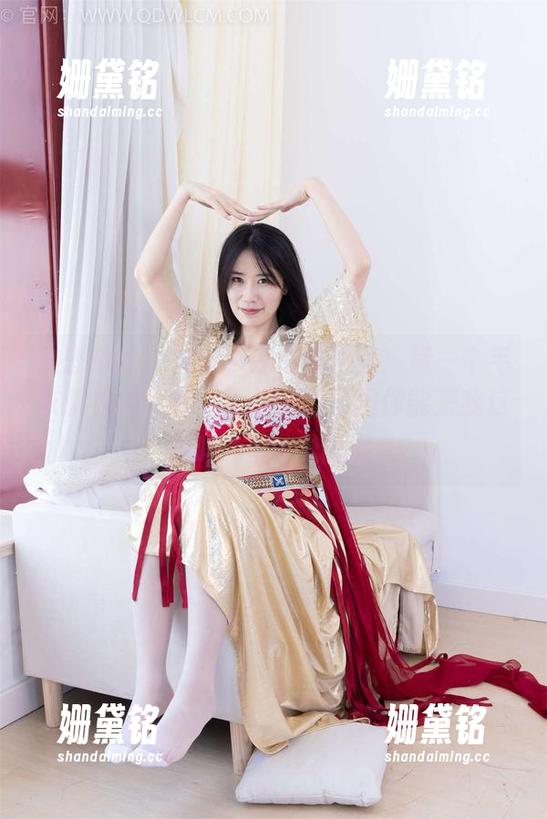 物恋传媒 - 最新小晴毛衣合集：每一个毛衣都在诉说着“不想出门，但你能来我这里吗”的小心思！