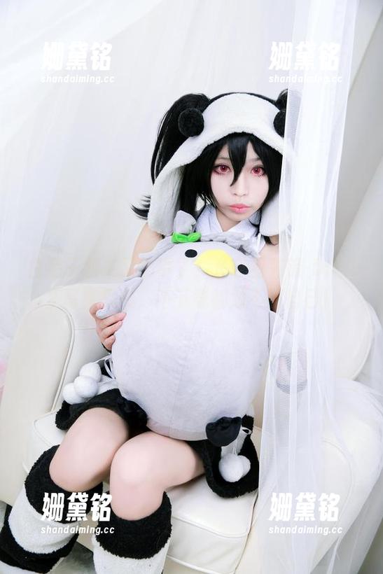 白易子教主又搞事了，《守望先锋-D.Va》写真来袭，不下载都对不起自己！