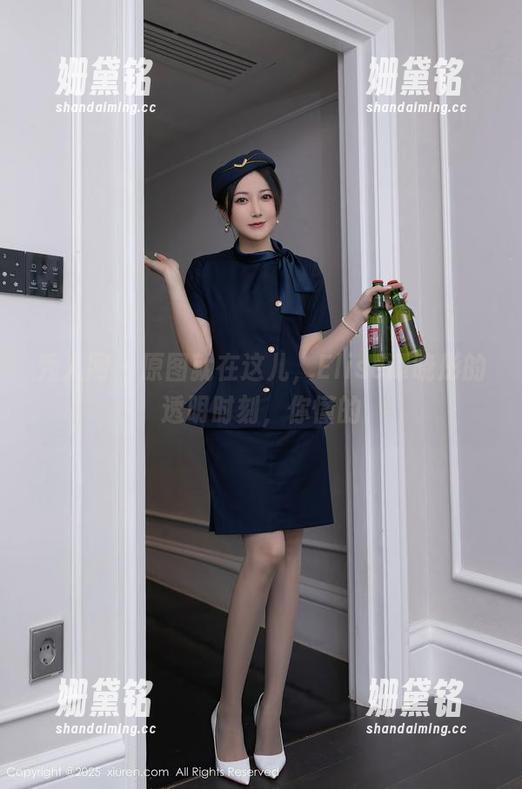 秀人网 - 原图就在这儿，Elise谭晓彤的透明时刻，你懂的