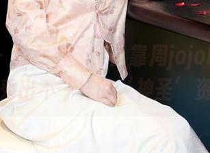 秀人网 - 修女有新招！靠周jojobaby的写真秀出不一样的‘神圣’资源！
