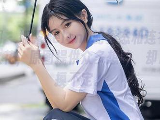 秀人网 - 娜露selena的姿态和连衣裙碰撞出火花，原图提供众多想法，却总是捉摸不定。