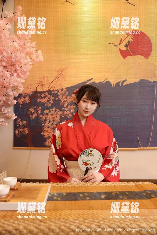 秀人网-易阳Silvia 秀人网 - 易阳Silvia的双马尾图册:一场没见过的发型闹剧,完全免费哦!