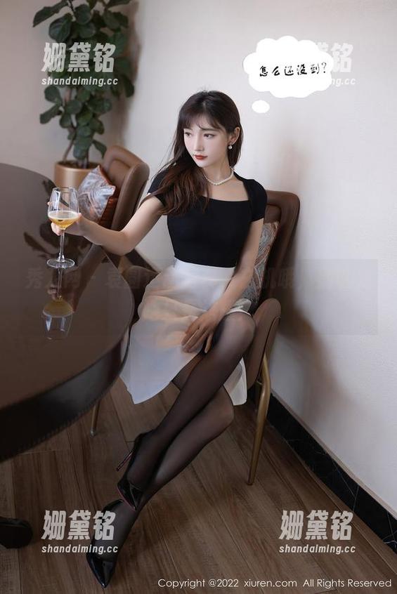 秀人网-袁圆 秀人网 - 袁圆运动写真,玄机哦,别以为她只是炫耀!